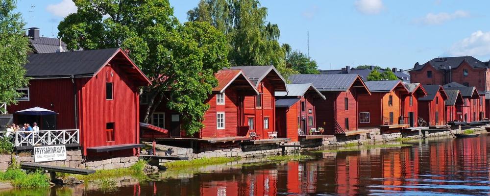 Trots idyll i staden Borgå vid Borgå å handlar arbetet i första hand om att minska belastningen från tätorter – dagvatten, hulevatten och avloppsvatten som når naturliga vattendrag. Foto: Creative Commons Lic. Kredit: LUM3N