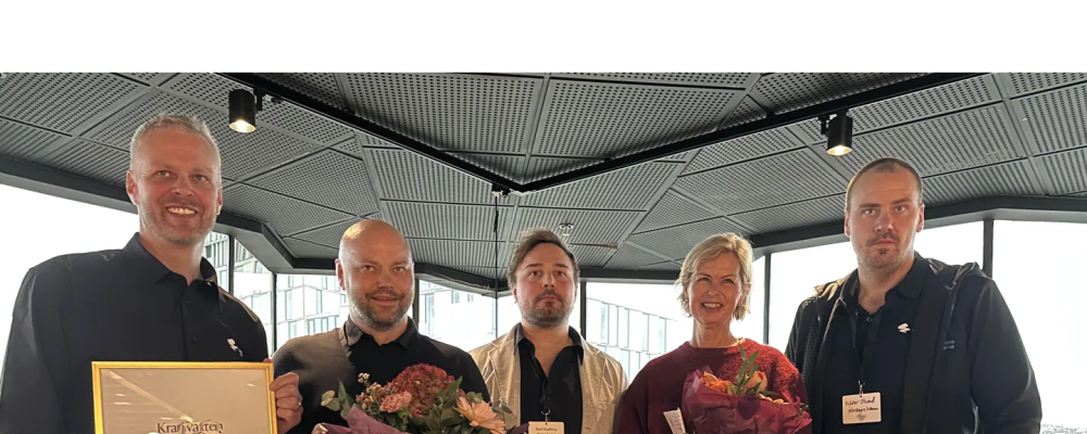 Vinnarkommunen Älvsbyns representanter tillsammans med juryns ordförande Gunilla Hultgren Karell. Foto: Svenskt Vatten