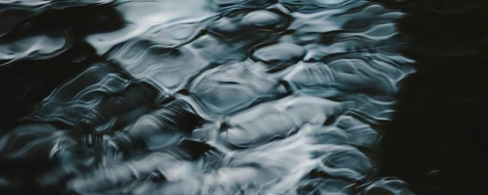 Undersökningar har visat att verksamheten resulterade i föroreningar i både mark och grundvatten.  Genrebild: photographs/unsplash