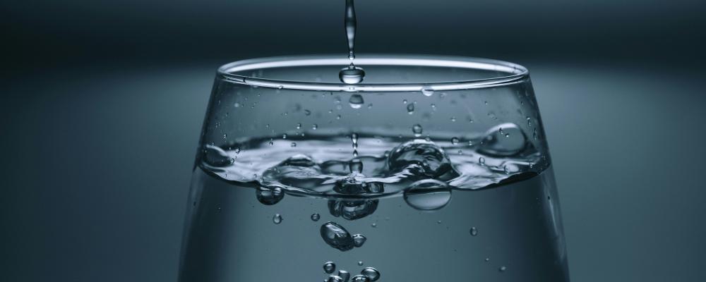 Priserna för Tekniska verkens vatten- och avloppstjänster inför 2026 börjar nu bli klara. Foto: kobu agency/Unsplash