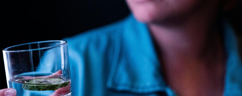 Svenskt Vatten vill se PFAS-fond, källkontroll, teknikstöd och branschlöften i regeringens kommande handlingsplan. Foto: eugene chystiakov / unsplash