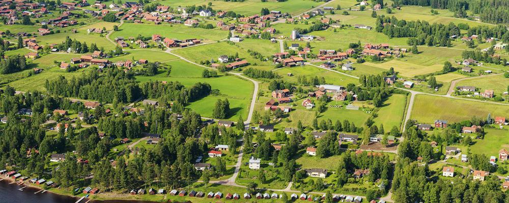 Forskare använder processmodeller och rörelsedata från mobilnätet för att bättre förstå hur befolkningens rörelsemönster påverkar belastningen på svenska reningsverk. Foto: IVL