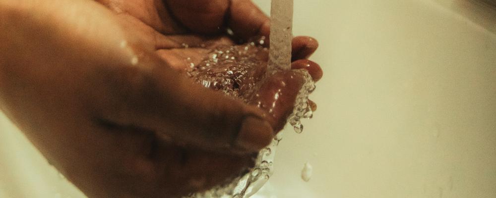 För en villaägare i Göteborg innebär förslaget i praktiken ökade kostnader på omkring 800 till 1 000 kronor mer i månaden. Foto: Thula Na/Unsplash