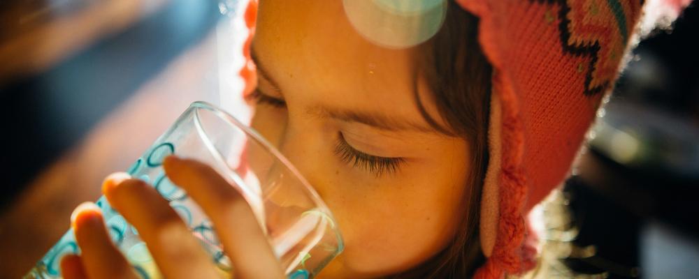 I rapporten lyfts behovet av ett nationellt system för råvatten- och dricksvattendata som den mest angelägna åtgärden. Foto:  johnny mcclung /Unsplash