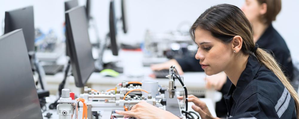 YH Akademin har beviljats 26 YH-program enligt beslut från Myndigheten för yrkeshögskolanvarav 8 är helt nya. Foto: YH Akademin