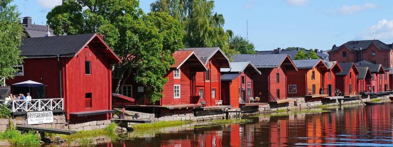 Trots idyll i staden Borgå vid Borgå å handlar arbetet i första hand om att minska belastningen från tätorter – dagvatten, hulevatten och avloppsvatten som når naturliga vattendrag. Foto: Creative Commons Lic. Kredit: LUM3N