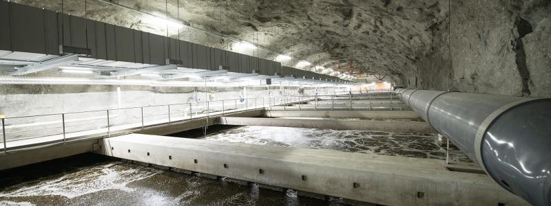 Käppalaverket på Lidingö tar emot avloppsvatten från flera kommuner via tunnelsystemet, där Edsbergs pumpstation är en central del. Pressbild: Käppala