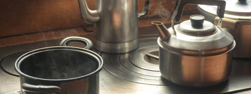 Situationen slår särskilt hårt mot restauranger och andra verksamheter som är beroende av stabil vattenförsörjning. Lucas George Wendt /Unsplash