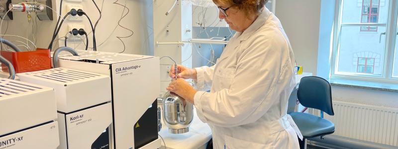 Annika Potter, analytisk kemist vid IVL:s laboratorium i Göteborg Foto: IVL Svenska Miljöinstitutet