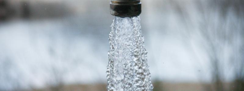 Nordanstigs nuvarande taxa är högre än i Hudiksvall, blev kvällens heta fråga när kommunfullmäktige nyligen samlades. Foto: schuppisser unsplash