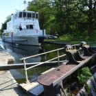 Hjälmare kanal vid Hällby slussar. Foto: Holger.Ellgaard/Wikimedia Commons/https://commons.wikimedia.org/wiki/File:Hj%C3%A4lmare_kanal,_juli_2019f.jpg