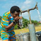 WHO och UNICEF varnar för ökade klyftor gällande tillgången till säkert dricksvatten, sanitet och hygien världen över. Foto: Adebayo Alabi/Unplash