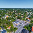 Sjön Trehörningen ligger centralt i Huddinge, strax söder om Huddinge centrum i Huddinge kommun, som är en förort söder om Stockholm. Foto: Tanya Cvetanovska/Unsplash