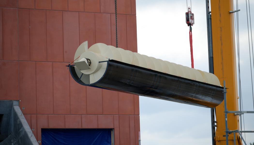 Eliquo Malmberg Water, som tog över uppförandet av Kalmarsundsverket i våras efter konkursade Serneke, håller på att uppföra den sista byggnaden på platsen.
FOTO: Kalmar Vatten/ELIQUO MALMBERG WATER
