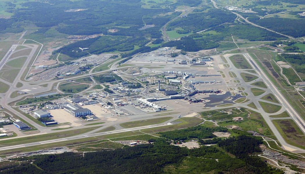Översikt av Stockholm Arlanda Airport från norr Foto: Brorsson/Wikimedia Commons/https://commons.wikimedia.org/wiki/File:Arlanda_1_Publish.jpg