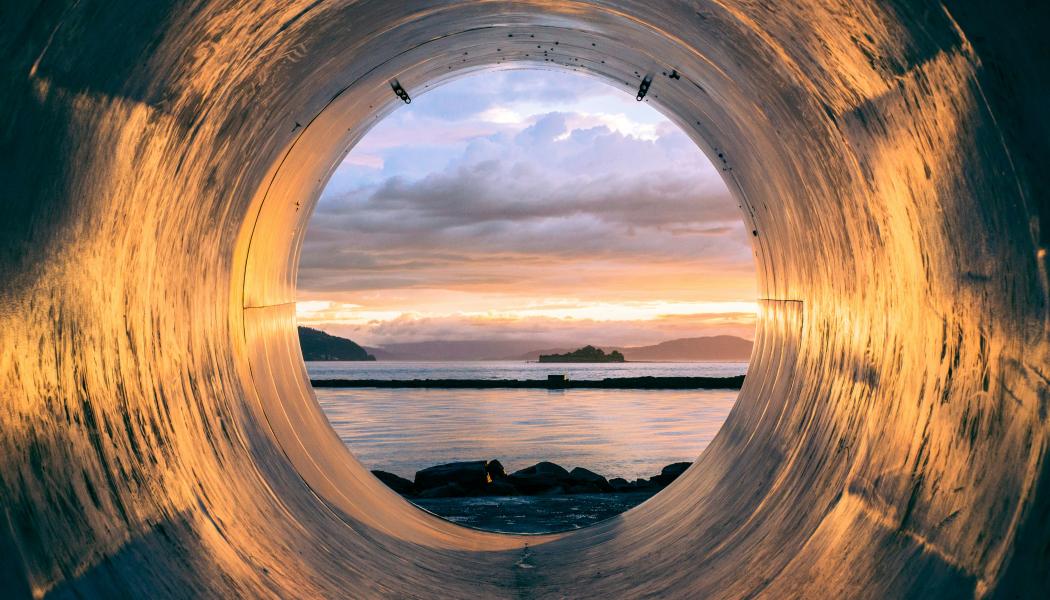 Totalt kan upp till 50 miljoner kronor delas ut under 2026 till kommuner, va-bolag och andra samhällsviktiga verksamheter Foto: erlend ekseth /Unsplash