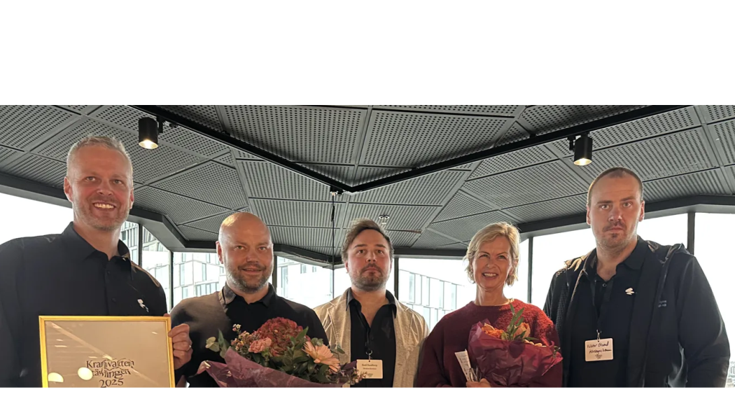 Vinnarkommunen Älvsbyns representanter tillsammans med juryns ordförande Gunilla Hultgren Karell. Foto: Svenskt Vatten