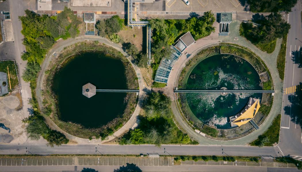 Sanden kommer från Lovö vattenverk och har nu flyttats därifrån till Görvälnverket. Genrebild:  patrick federi/unsplash