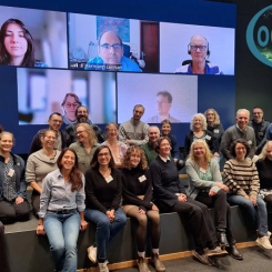 Den första stora workshopen med deltagare från 14 länder. Foto: CodeBlue