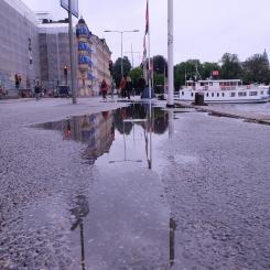 Dagvatten vid Nybroviken i Stockholm. Foto: Bruce Barrow/Unsplash