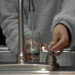 Vad händer om om vattnet plötsligt slutar komma ur kranen? Foto: shttefan  /unsplash