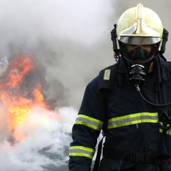 Brandövning. Foto: Tomas Hajek, Dreamstime.com