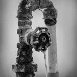 Majoriteten av skadorna beror på åldrade ledningar som inte byts ut i tid. Foto: malama mushitu/Unsplash